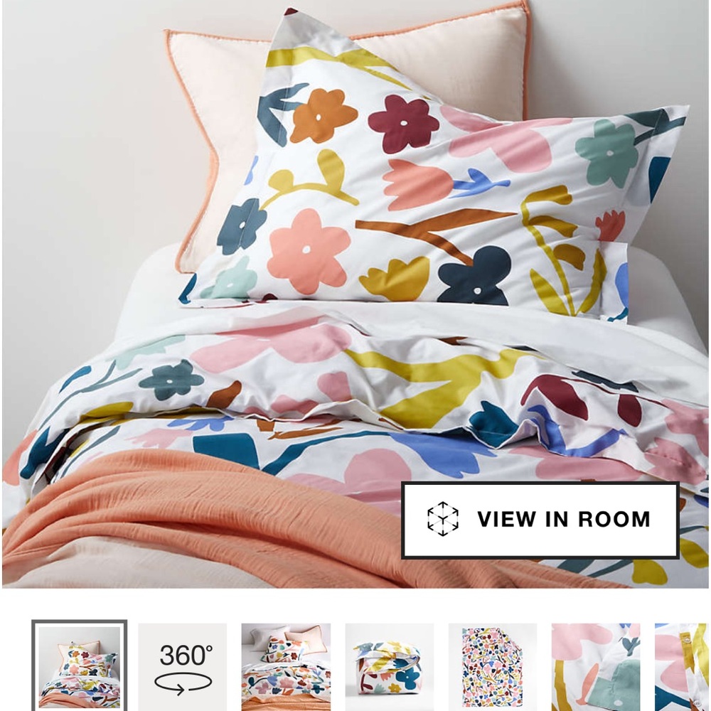 Crate & Barrel pair of two Emile Kids organic pillow shams. Colorful and floral - Picture 3 of 7